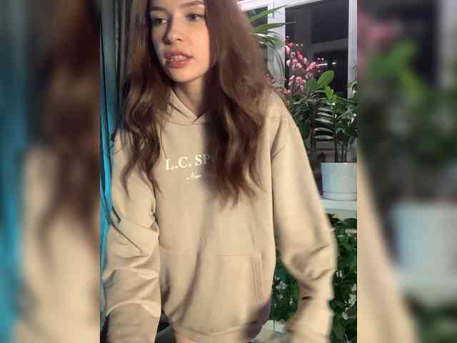 WednesdayFridayAddams webcam