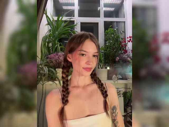 WednesdayFridayAddams webcam