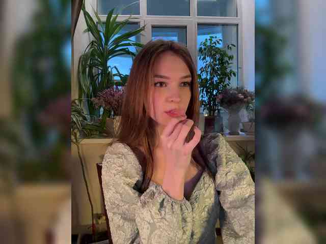 WednesdayFridayAddams webcam