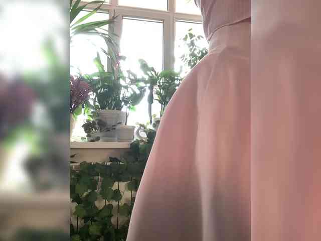 WednesdayFridayAddams webcam