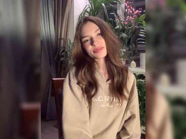 WednesdayFridayAddams webcam