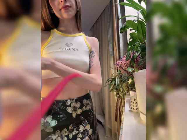 WednesdayFridayAddams webcam