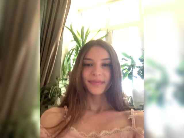 WednesdayFridayAddams webcam