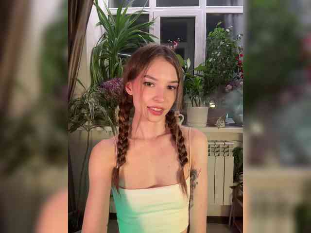 WednesdayFridayAddams webcam