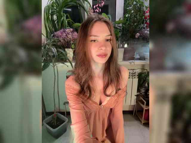 WednesdayFridayAddams webcam