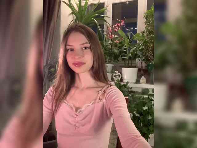 WednesdayFridayAddams webcam