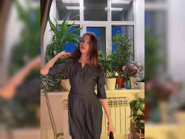 WednesdayFridayAddams webcam