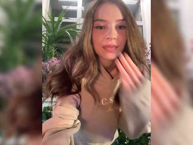 WednesdayFridayAddams webcam