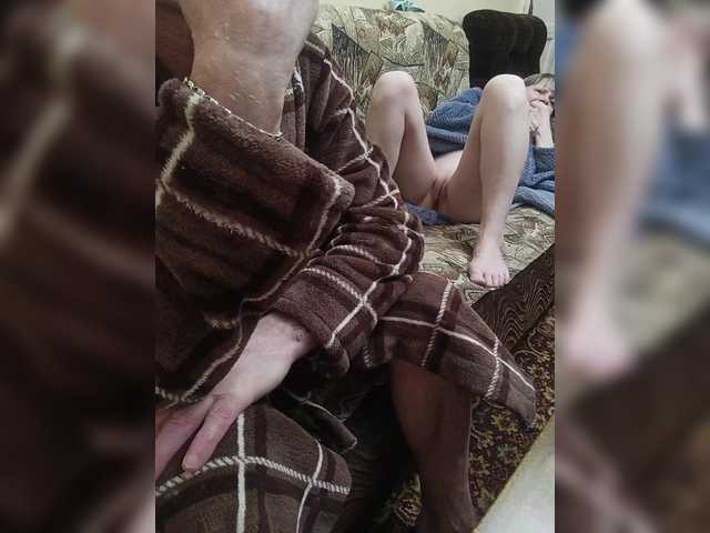 Lyda27081's BongaCams show and profile