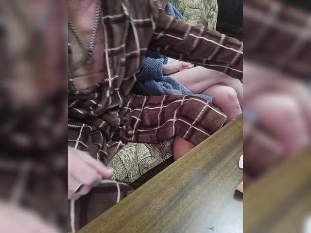 Lyda27081's BongaCams show and profile