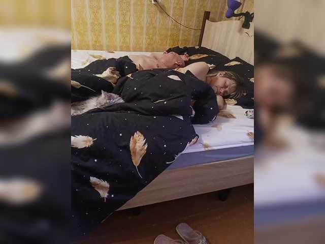 Lyda27081's BongaCams show and profile