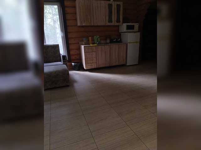 Lyda27081