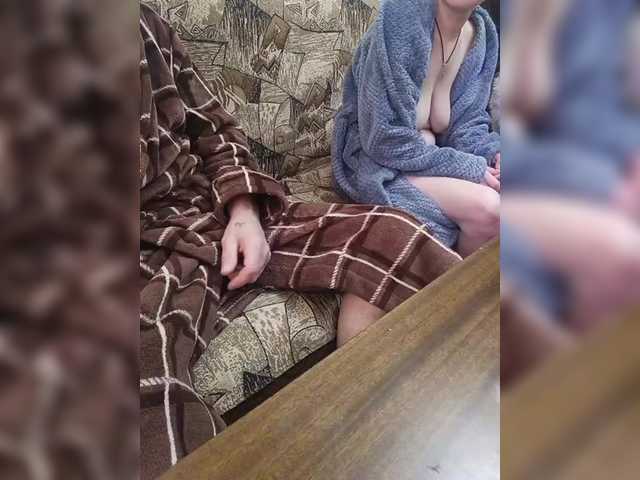 Lyda27081's BongaCams show and profile