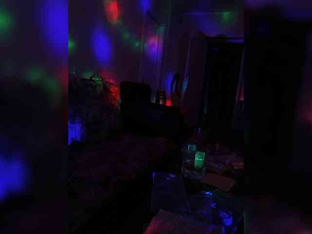 Lyda27081 webcam