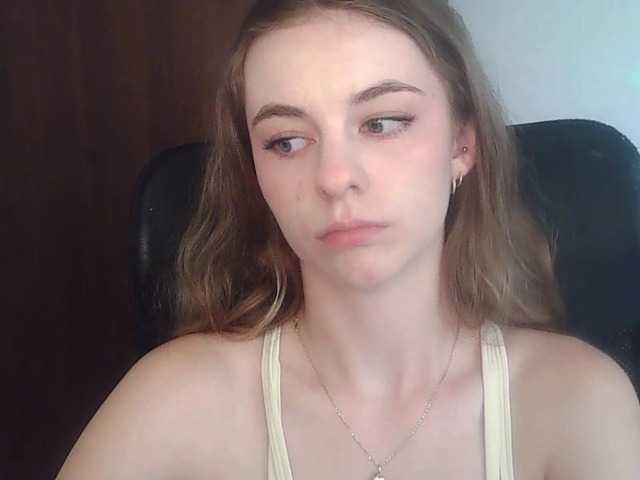 AriaModel live cam on BongaCams