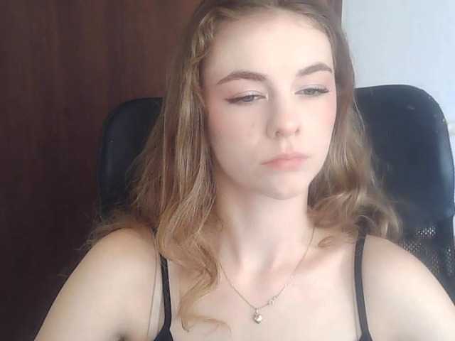 AriaModel live cam on BongaCams