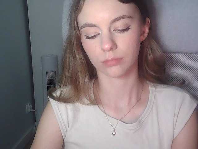 AriaModel live cam on BongaCams