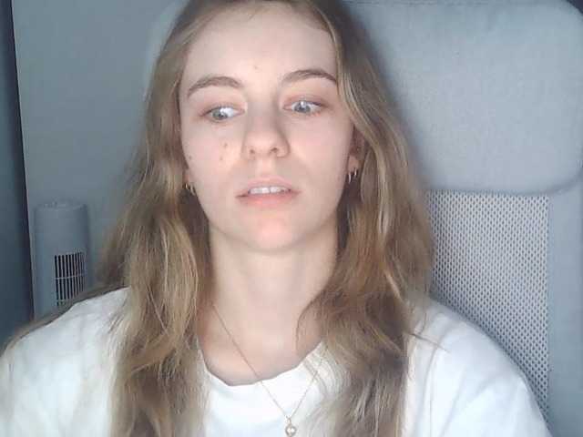 AriaModel live cam on BongaCams