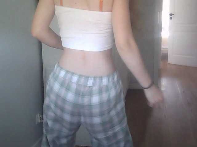 AriaModel live cam on BongaCams