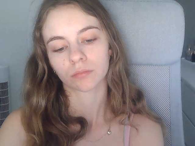 AriaModel live cam on BongaCams