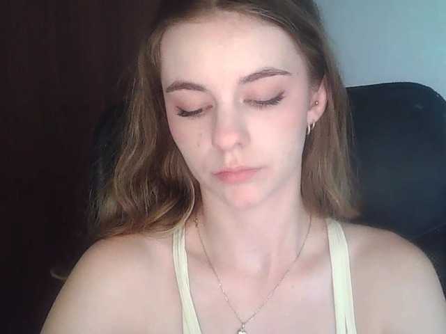 AriaModel live cam on BongaCams