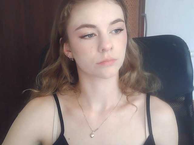 AriaModel live cam on BongaCams