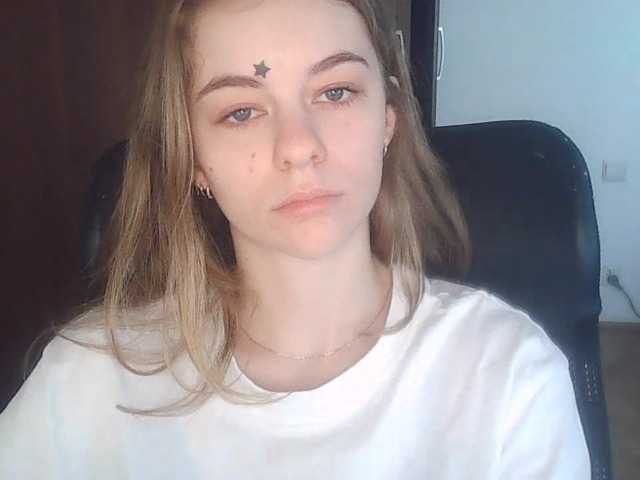 AriaModel live cam on BongaCams