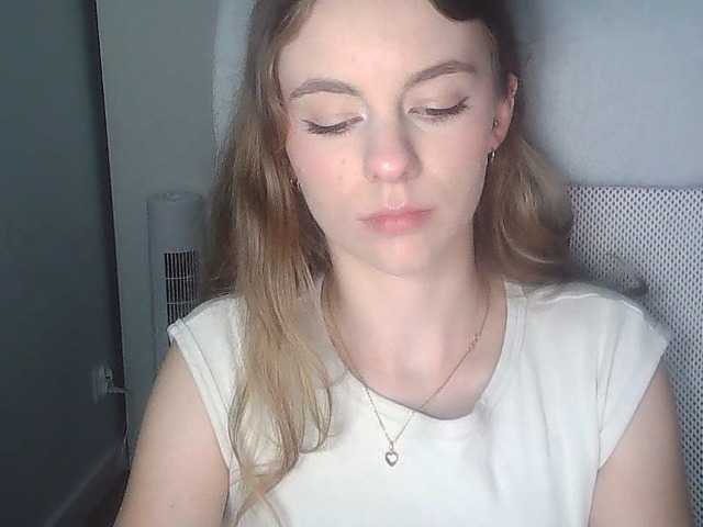 AriaModel live cam on BongaCams