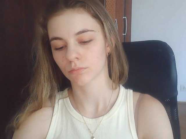 AriaModel live cam on BongaCams