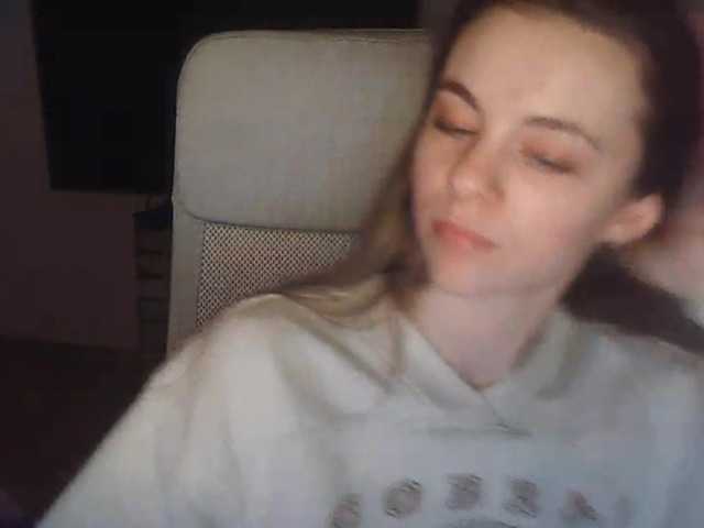 AriaModel's BongaCams show and profile