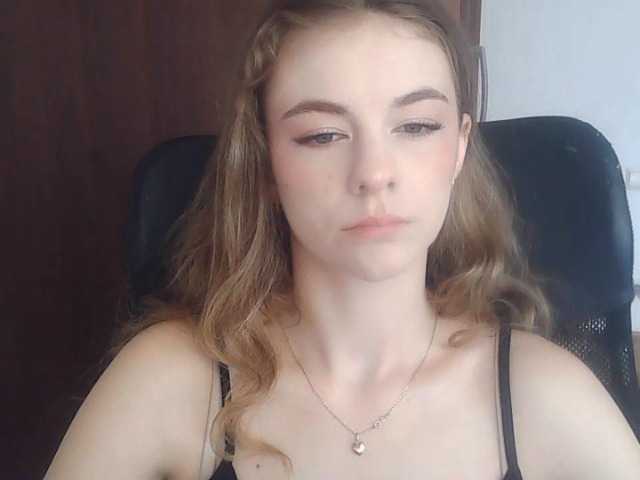 AriaModel live cam on BongaCams