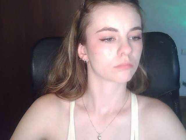 AriaModel live cam on BongaCams