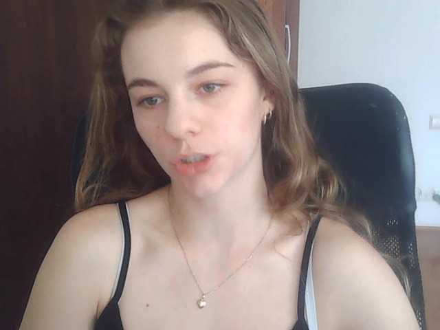 AriaModel live cam on BongaCams