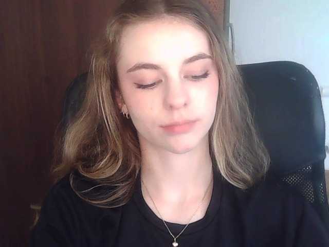 AriaModel live cam on BongaCams