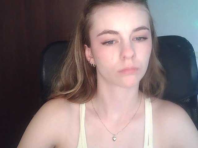 AriaModel live cam on BongaCams