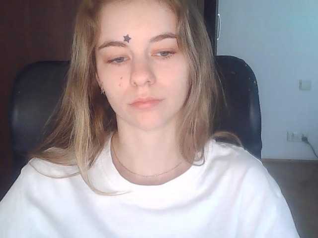 AriaModel live cam on BongaCams