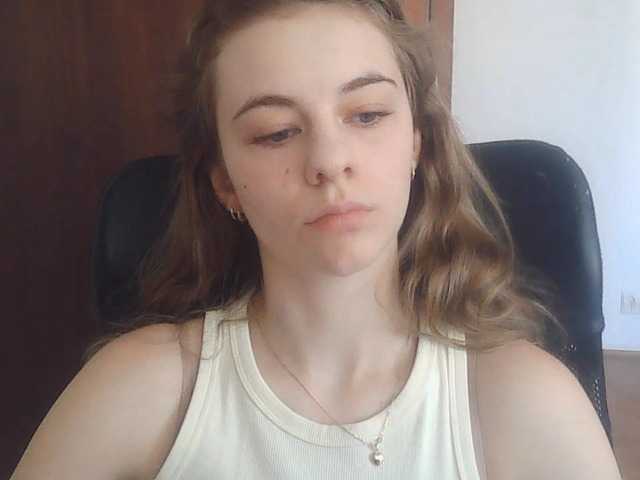 AriaModel live cam on BongaCams