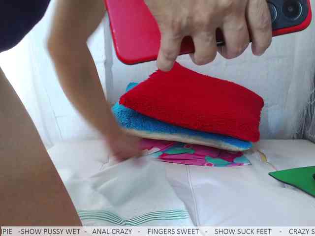 Samantrak-Love webcam