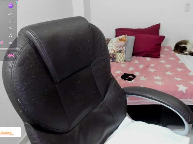 alejandramilf live cam on BongaCams