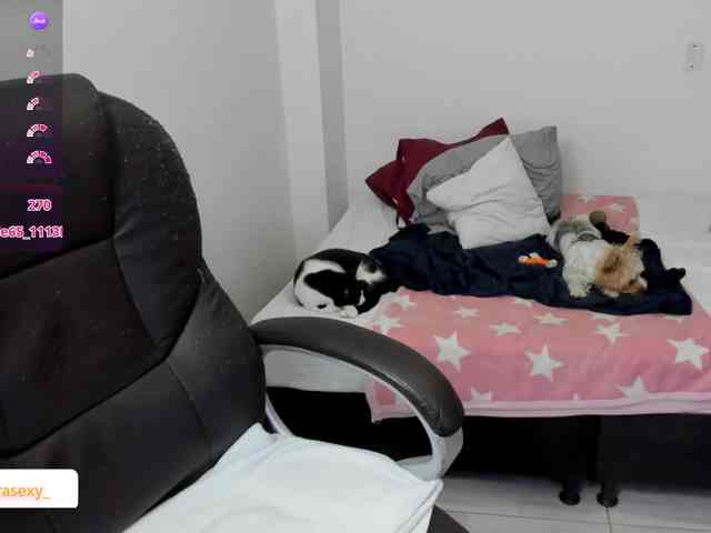 alejandramilf Live Webcam on BongaCams