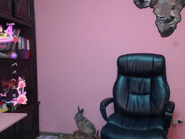 CandyHellenx's BongaCams show and profile