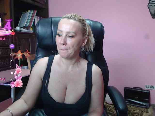 CandyHellenx webcam