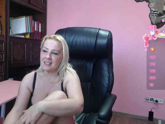 CandyHellenx webcam