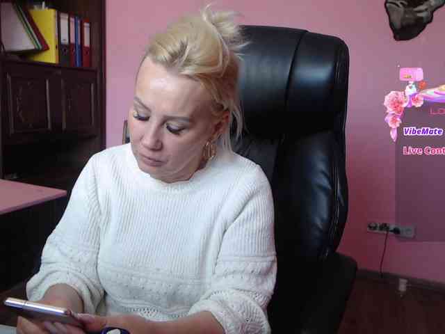 CandyHellenx webcam
