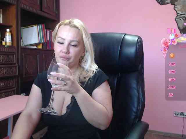 CandyHellenx webcam