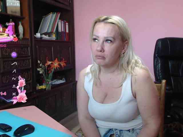 CandyHellenx webcam
