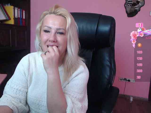 CandyHellenx webcam