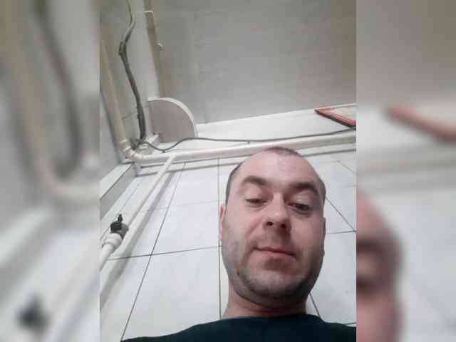 Ivan2020a Live Webcam on BongaCams