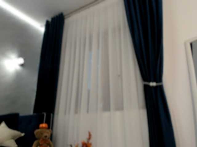evellineeva1 live cam on BongaCams