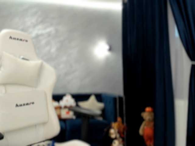 Evellineeva1 live cam